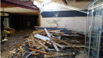 Na brand herbouw S Markt Scholte in de Mussel door Remmerts