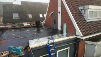 Na brand herbouw S Markt Scholte in de Mussel door Remmerts