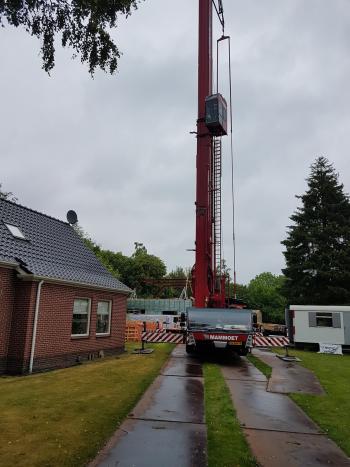 Nieuwbouw garage /bed and breakfast te Vledderveen.